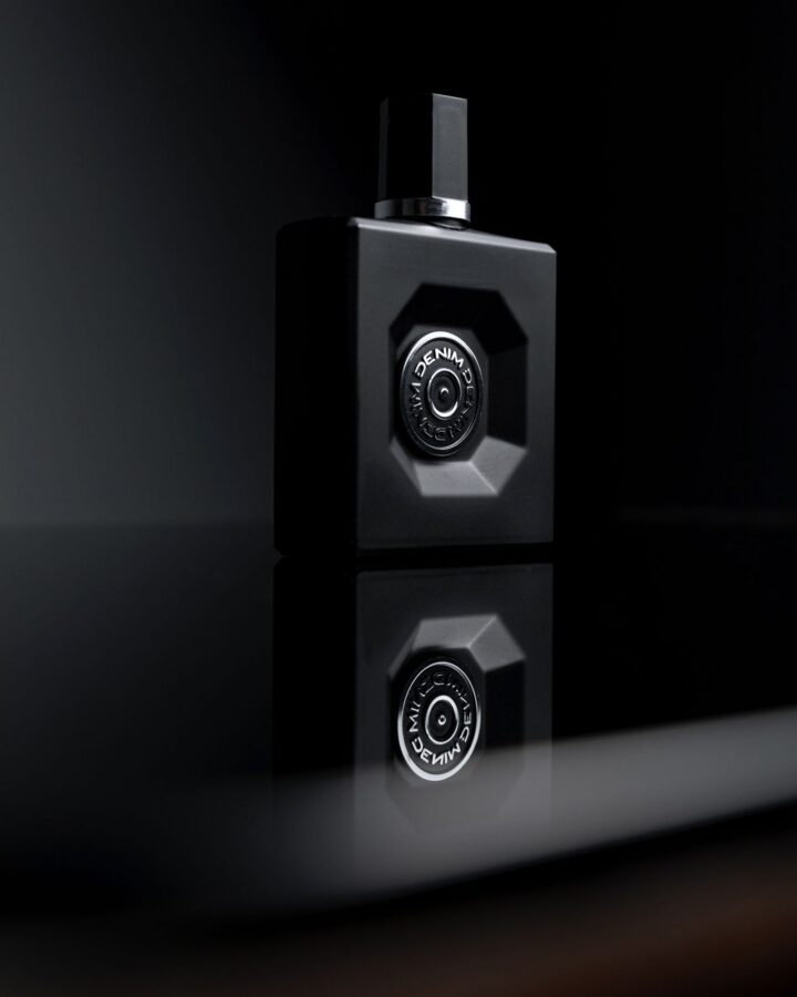 Monolith Extrait